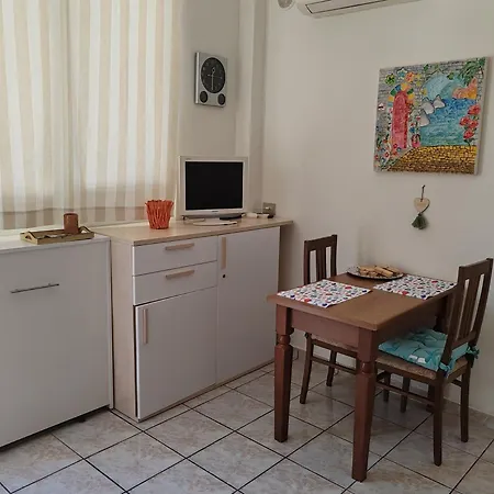 Sirolohome Apartment